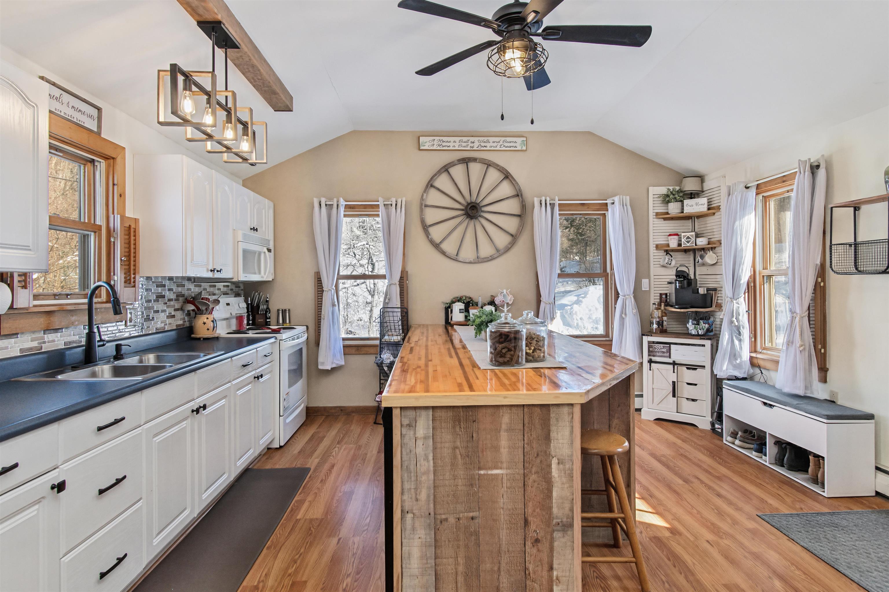 9766 Highway 36 Fairfield, VT 05448 - Photo 2 of 39