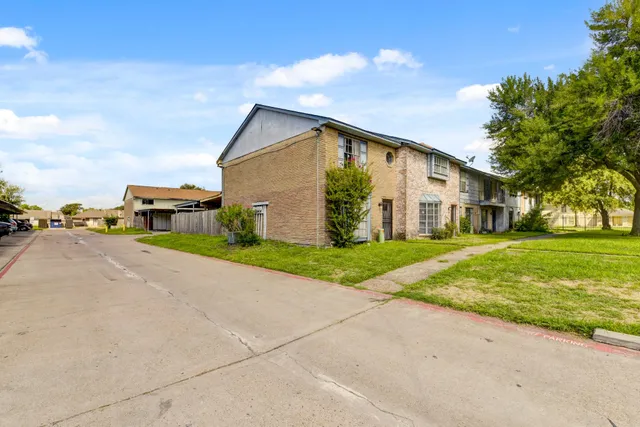 $1,500 | 128 Goodson Drive, Unit 128, Houston, TX 77060