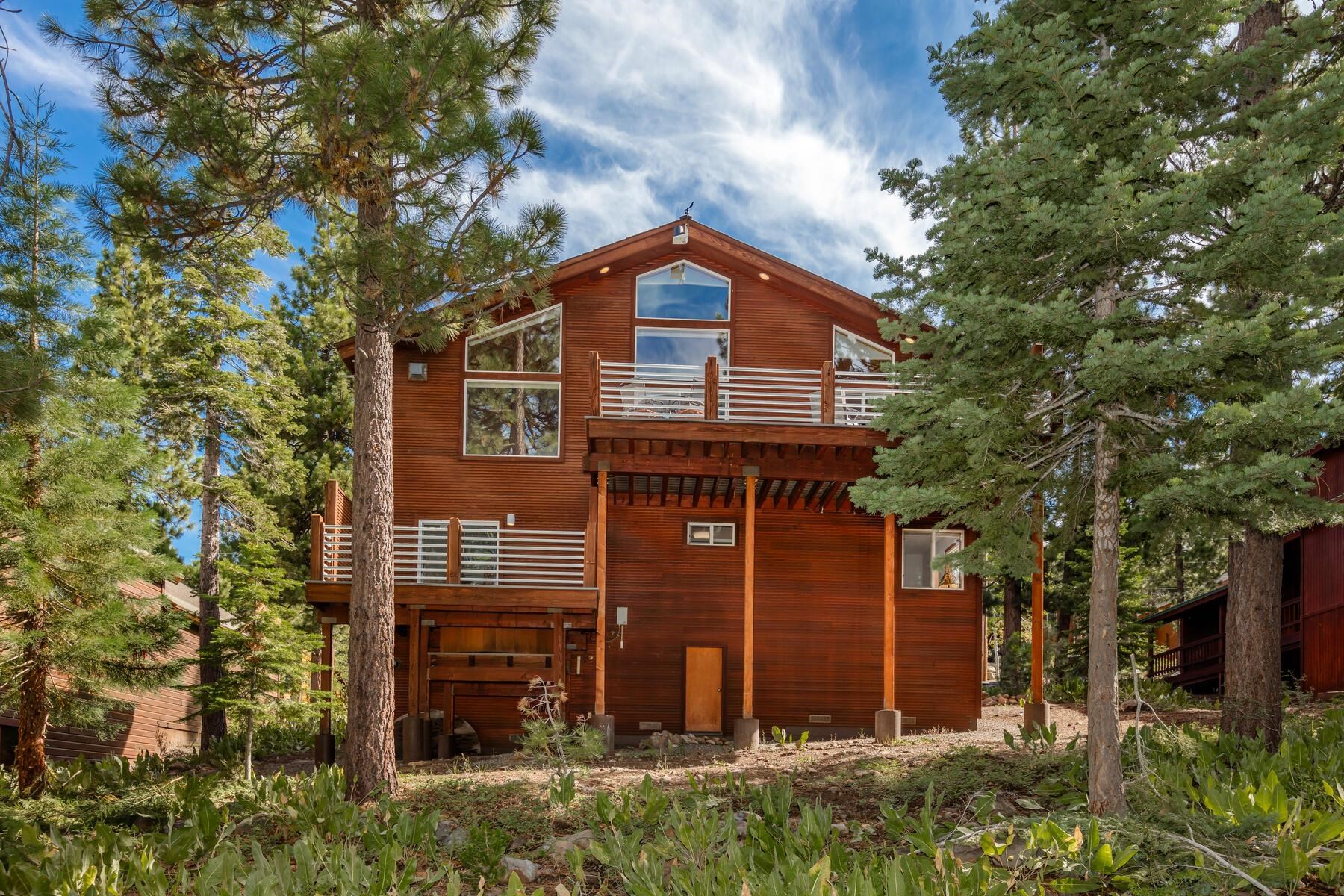 13213 Roundhill Drive Truckee, CA 96161 - Photo 2 of 21 front view of house with a yard