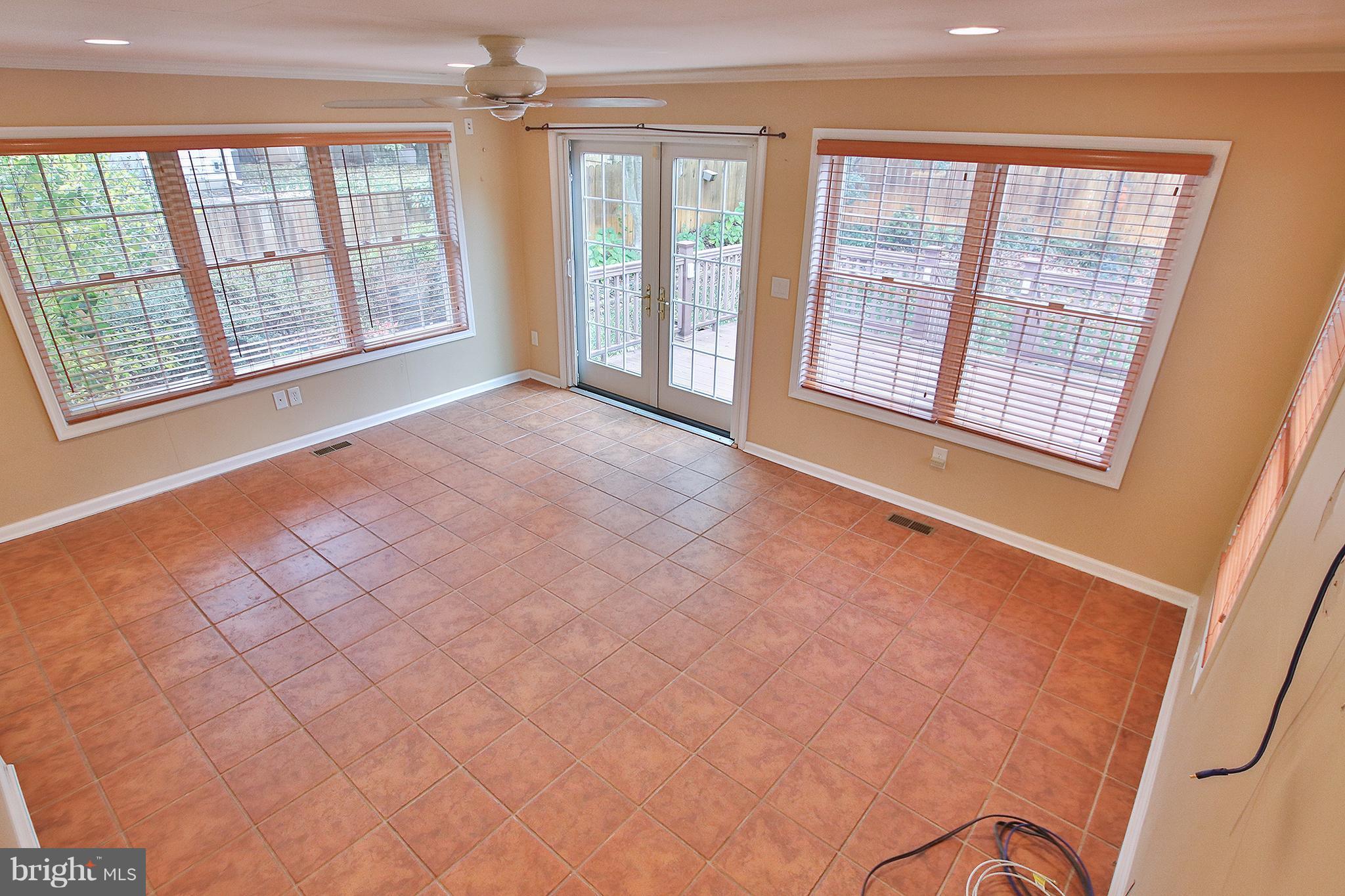 8950 Rolling Road Manassas, VA 20110 - Photo 14 of 30 Sunroom