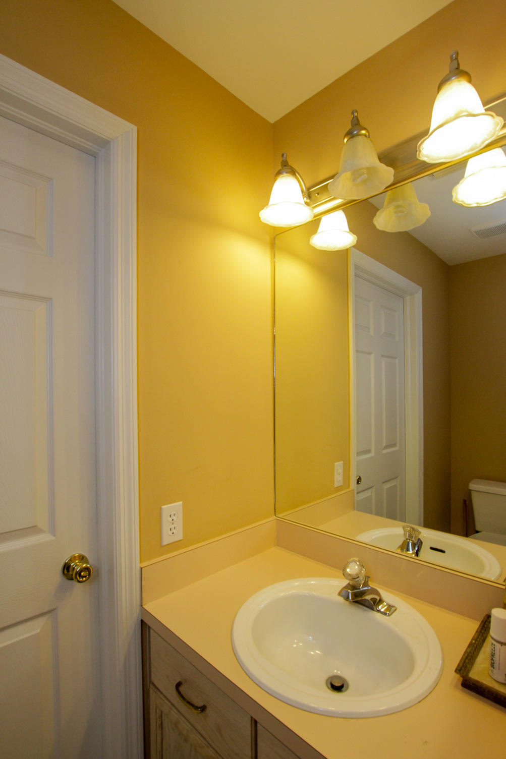 13152 Quiet Woods Road, Unit A Wellington, FL 33414 - Photo 13 of 28 IMG_6217