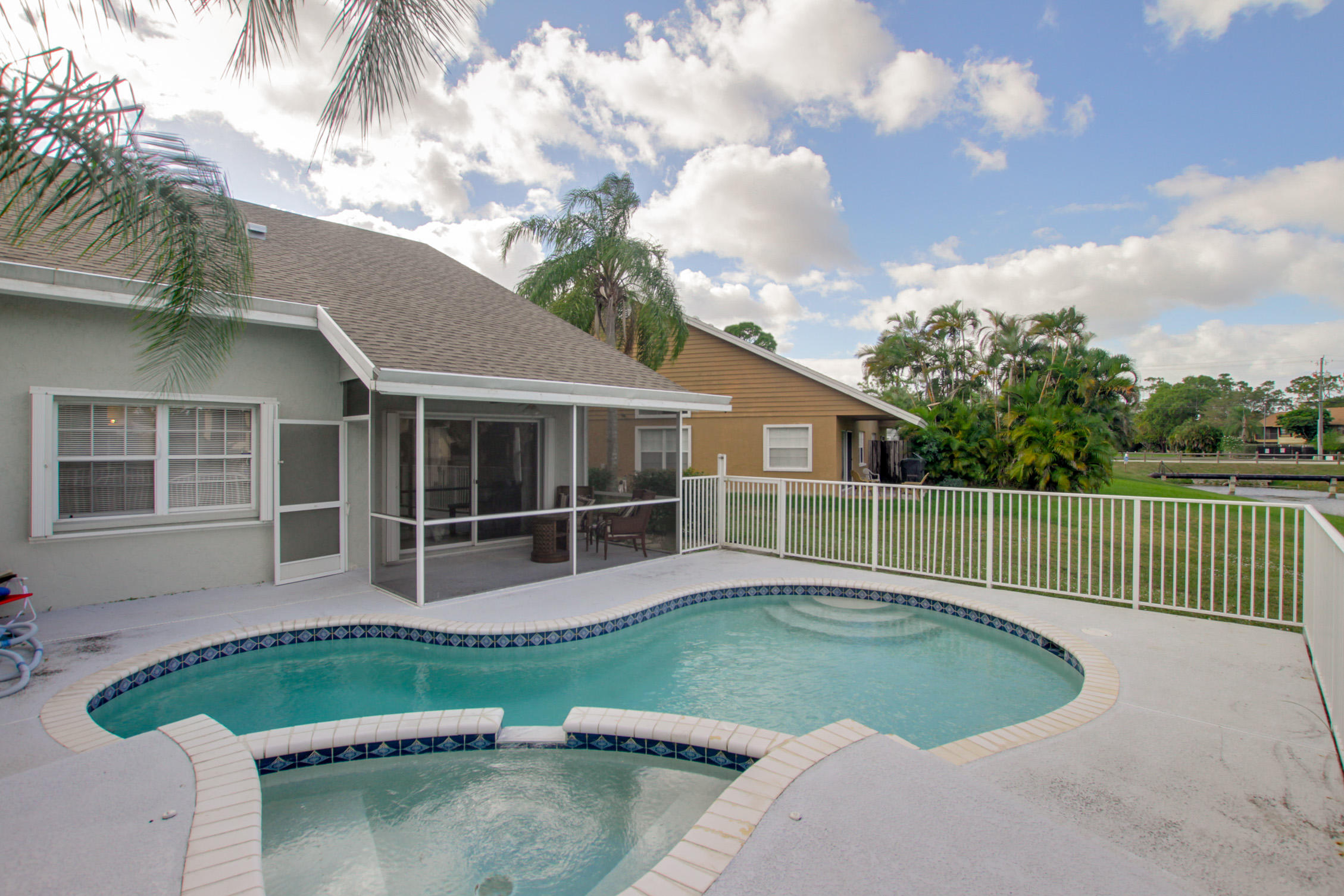 13152 Quiet Woods Road, Unit A Wellington, FL 33414 - Photo 25 of 28 IMG_6245HDR