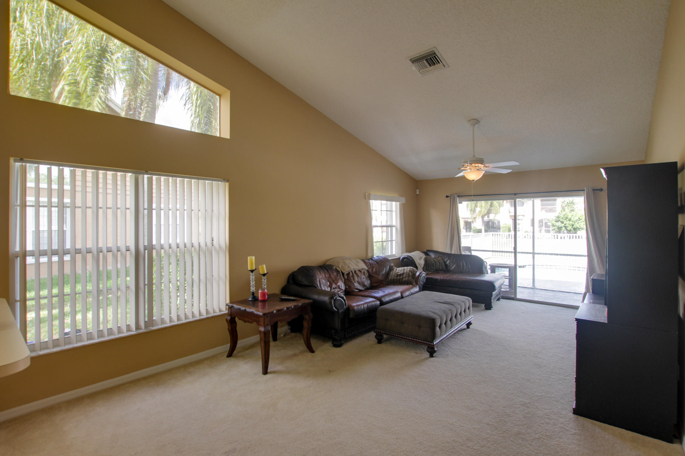 13152 Quiet Woods Road, Unit A Wellington, FL 33414 - Photo 6 of 28 Living Room