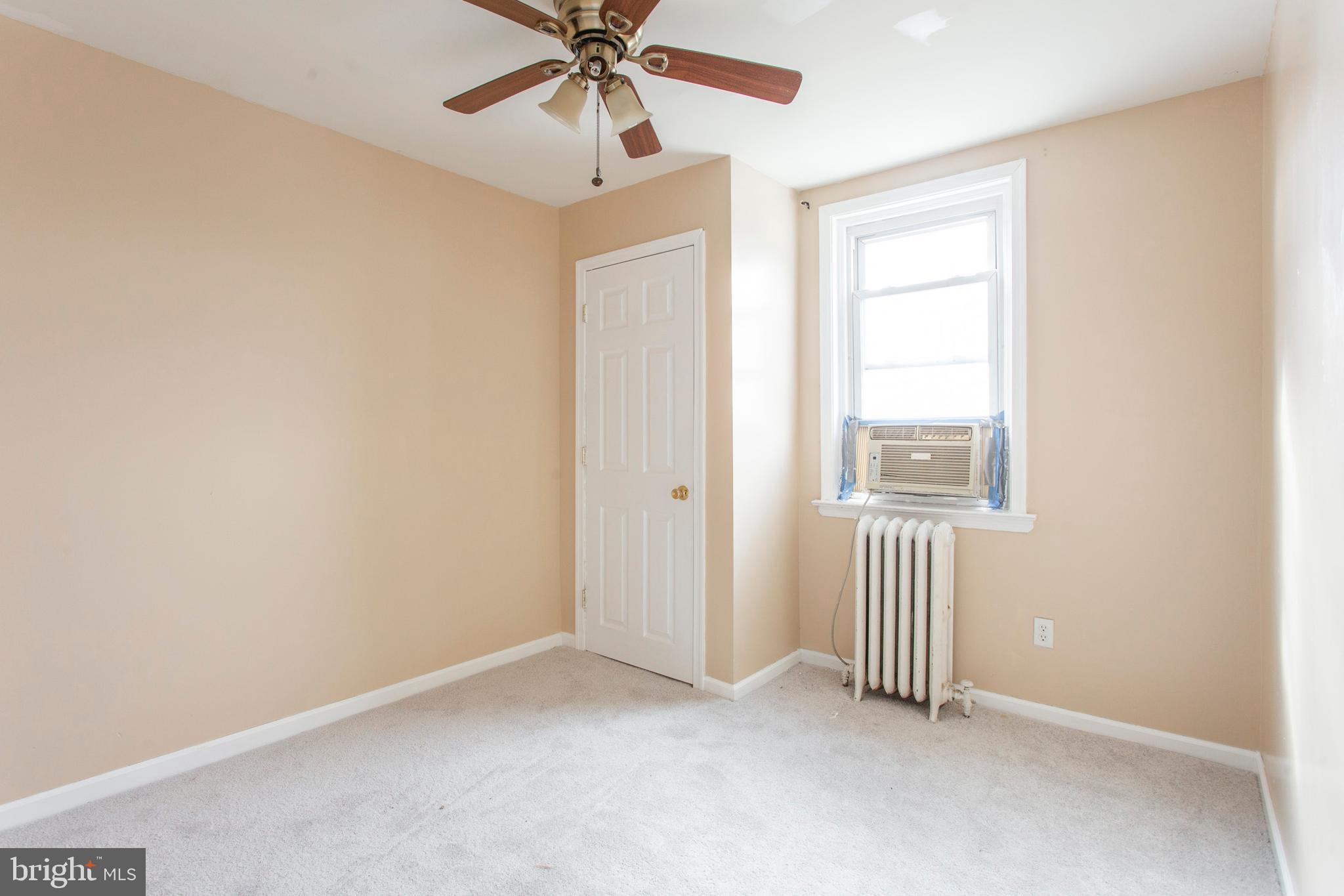 650 Littlecroft Road Upper Darby, PA 19082 - Photo 25 of 32