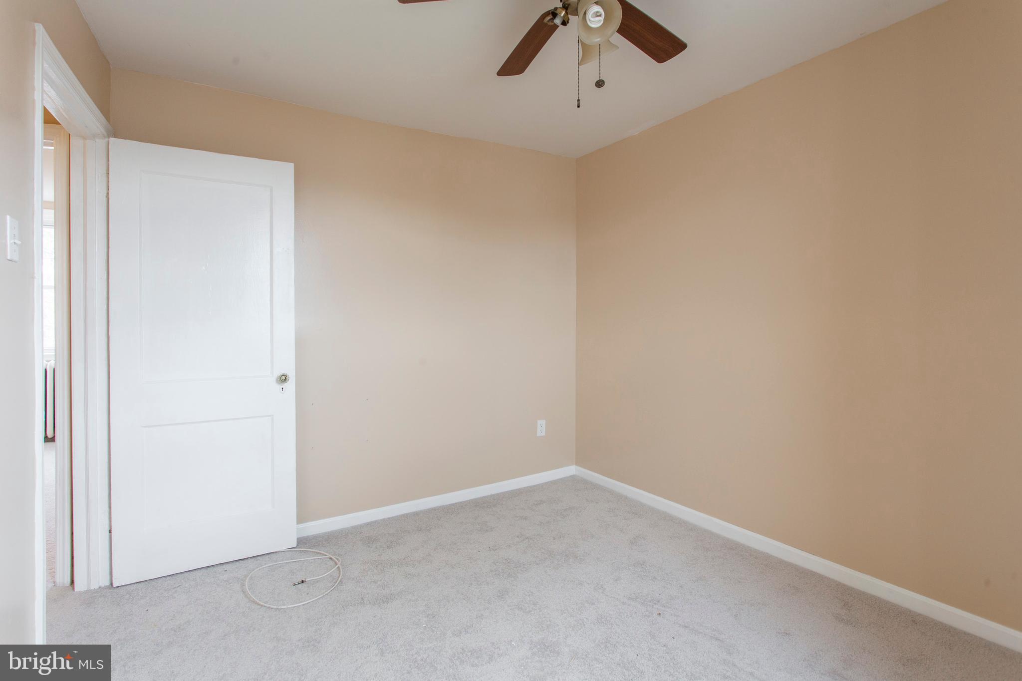 650 Littlecroft Road Upper Darby, PA 19082 - Photo 27 of 32