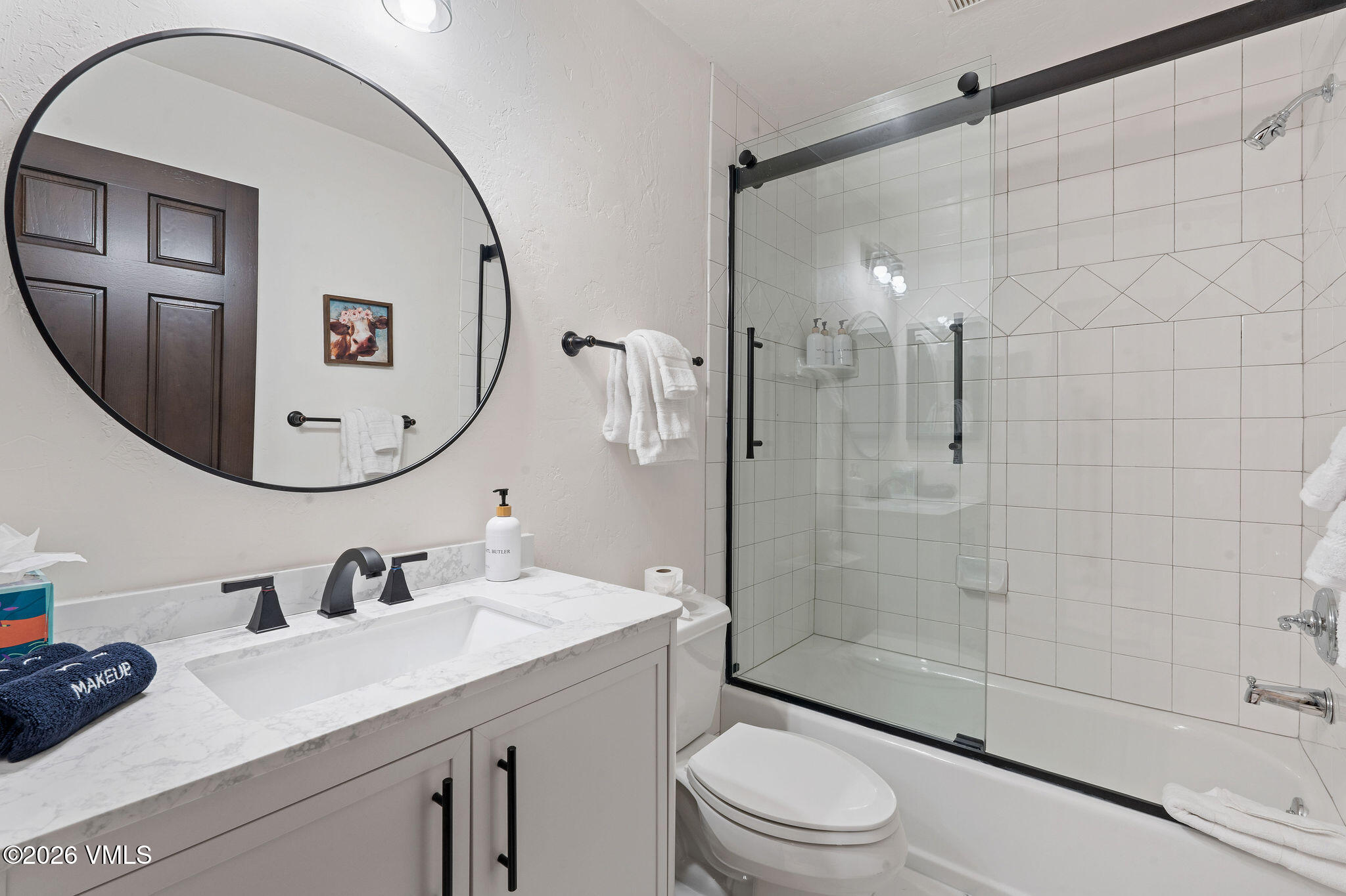 4501 Spruce Way, Unit B Vail, CO 81657 - Photo 17 of 23 VB_20251224_14