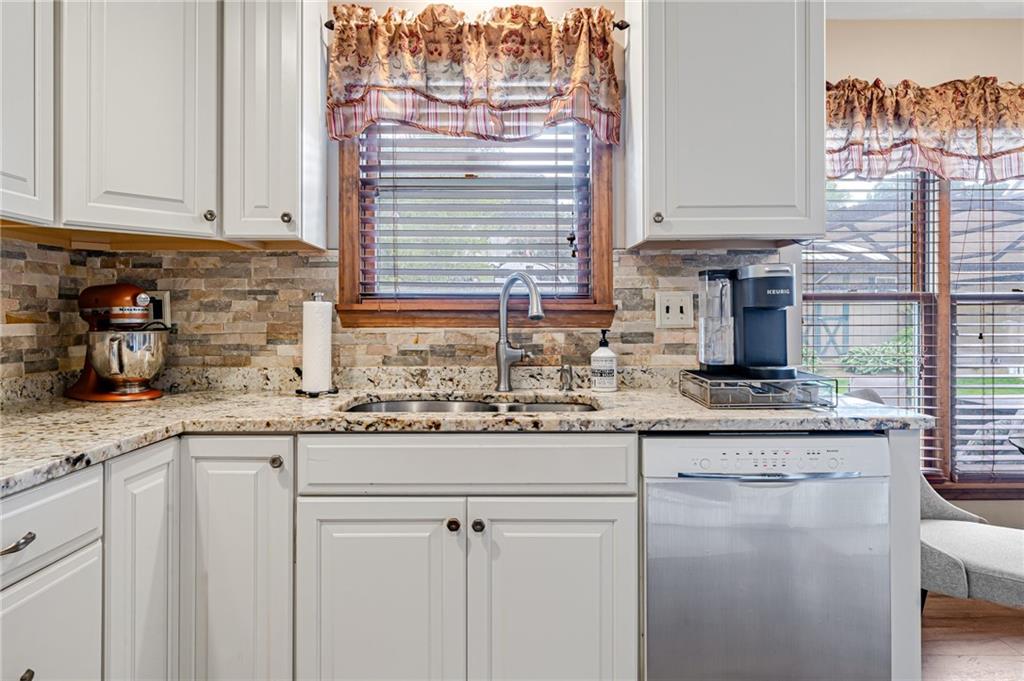 223 Sandworks Road Hunker, PA 15639 - Photo 17 of 36 Gallery Image 17