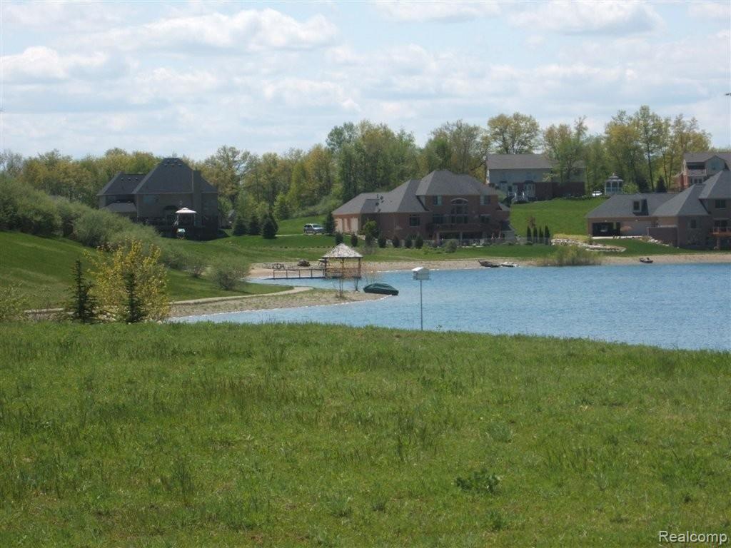 Vac Vac Road Brighton, MI 48114 - Photo 5 of 9
