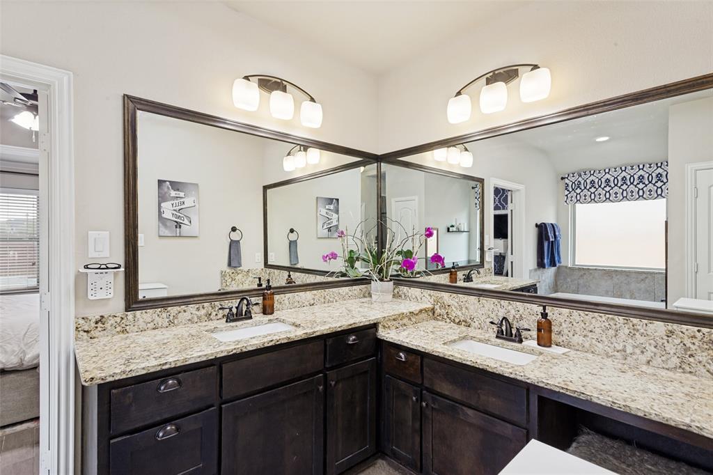 604 Hummingbird Trail Crowley, TX 76036 - Photo 20 of 31