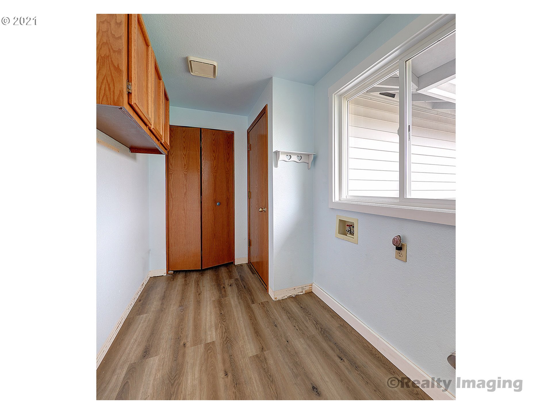 4080 Southwest 7th Street Gresham, OR 97030 - Photo 7 of 19 Gallery Image 7