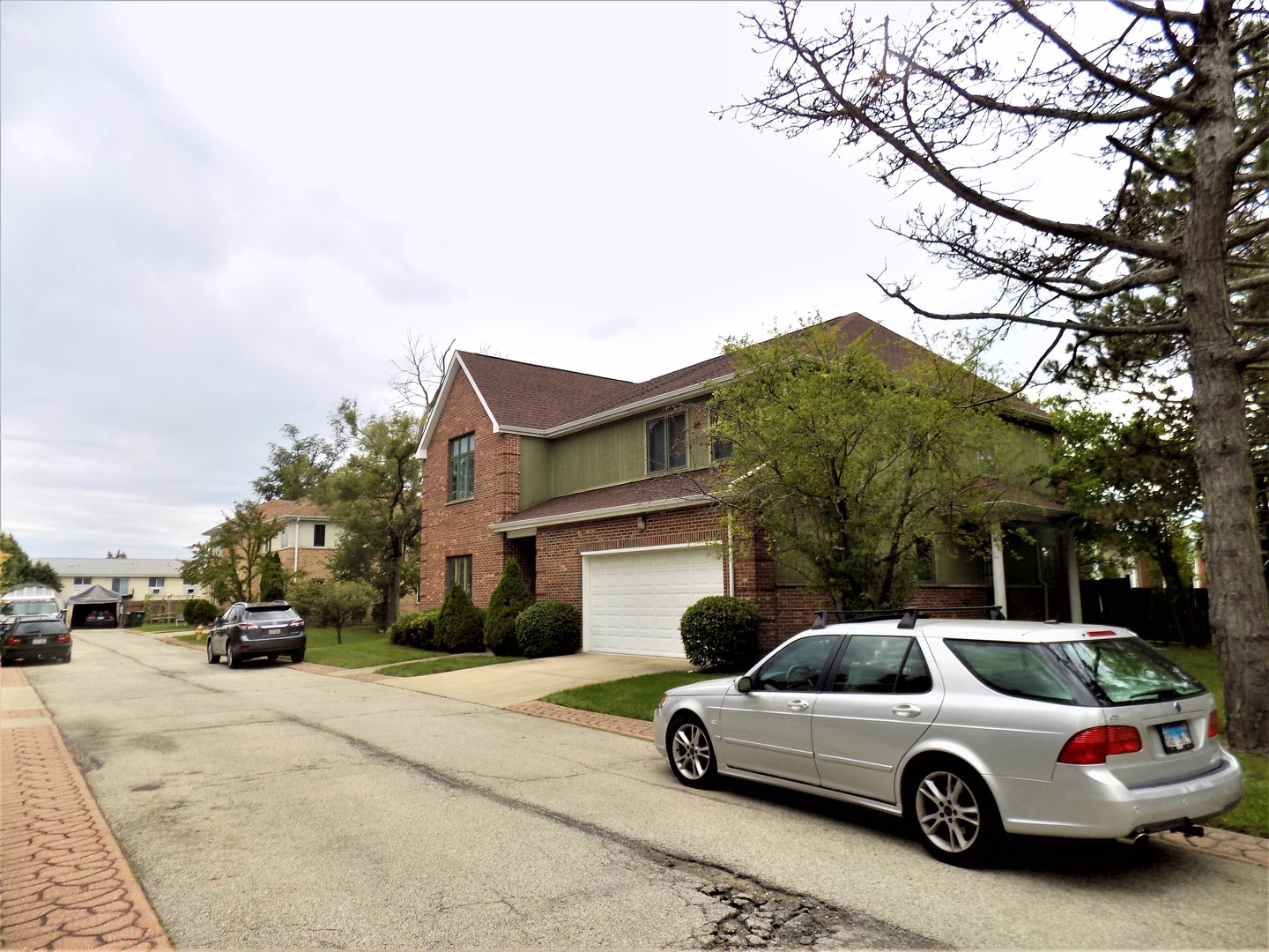1925 Church Street Park Ridge, IL 60068 - Photo 2 of 37
