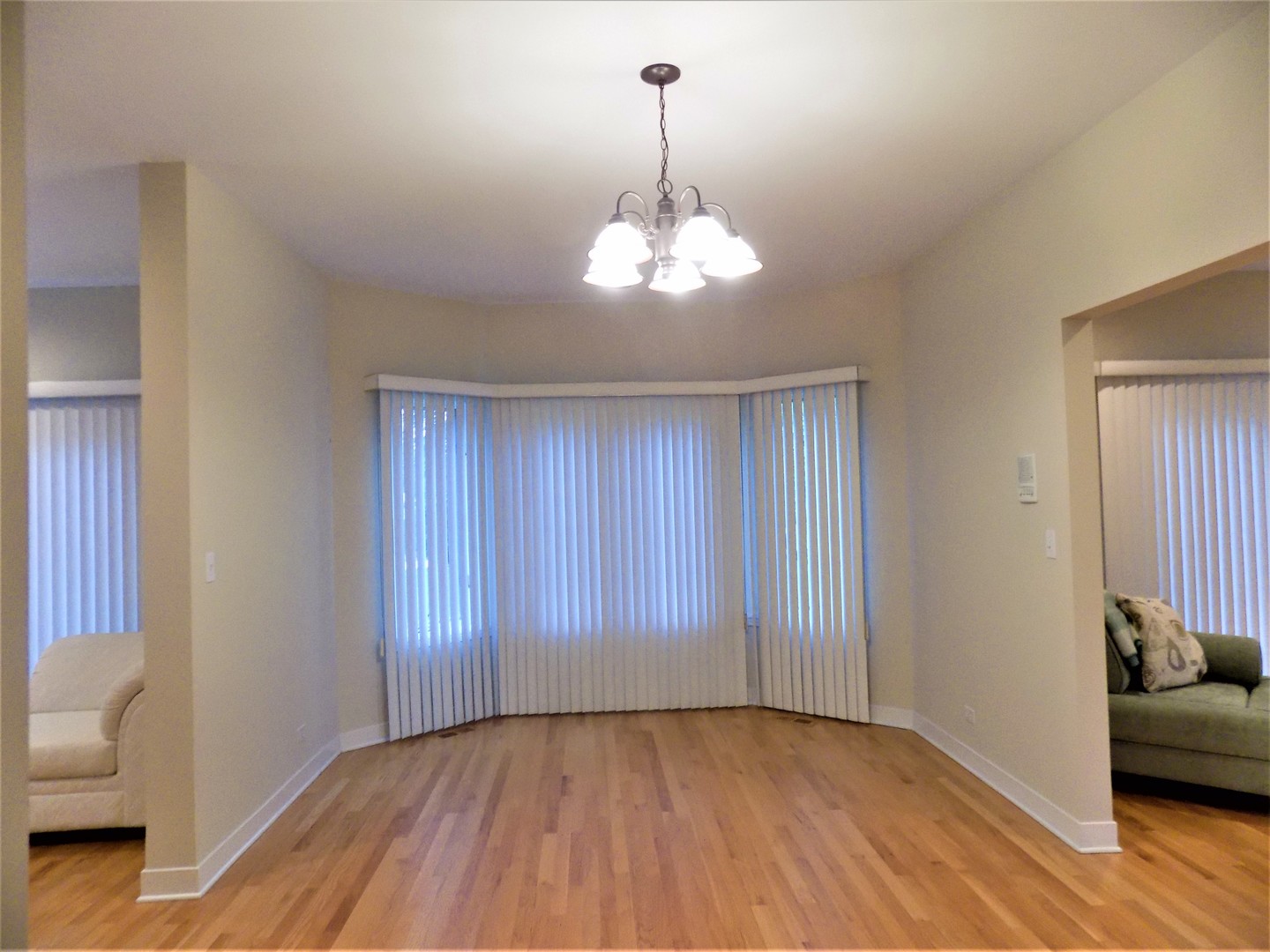 1925 Church Street Park Ridge, IL 60068 - Photo 11 of 37