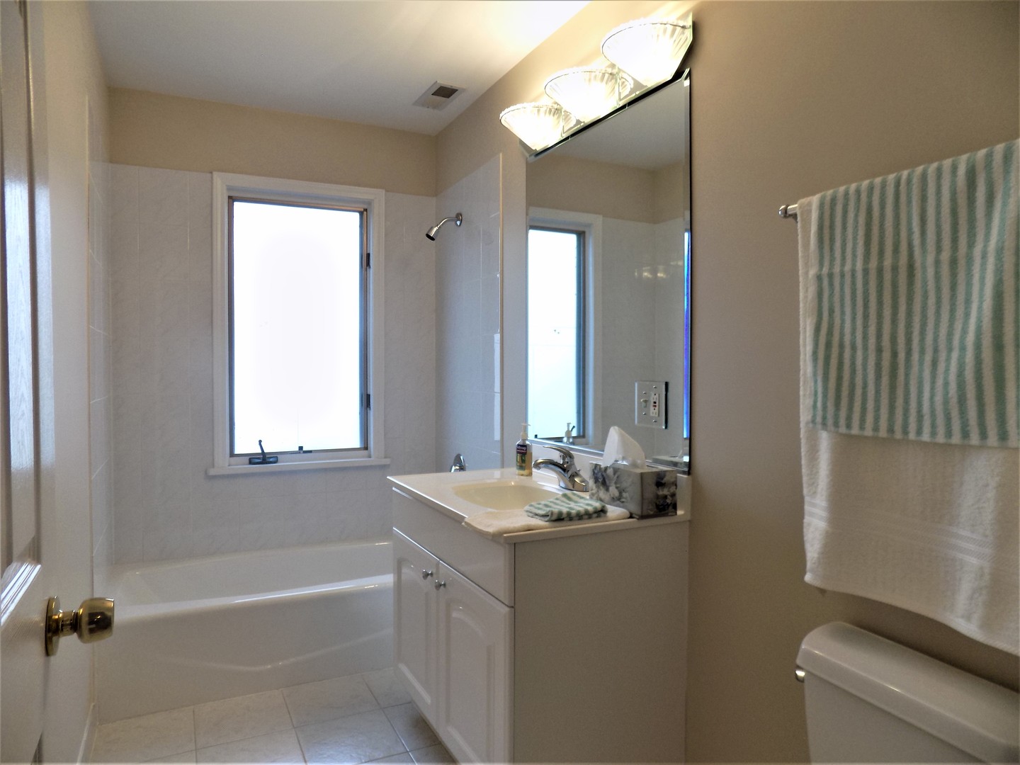 1925 Church Street Park Ridge, IL 60068 - Photo 28 of 37