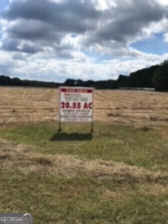 a view of a lake from a yard