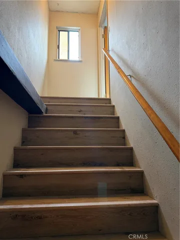 $1,650 | 663 Eston Place, Unit B, Lancaster, CA 93535