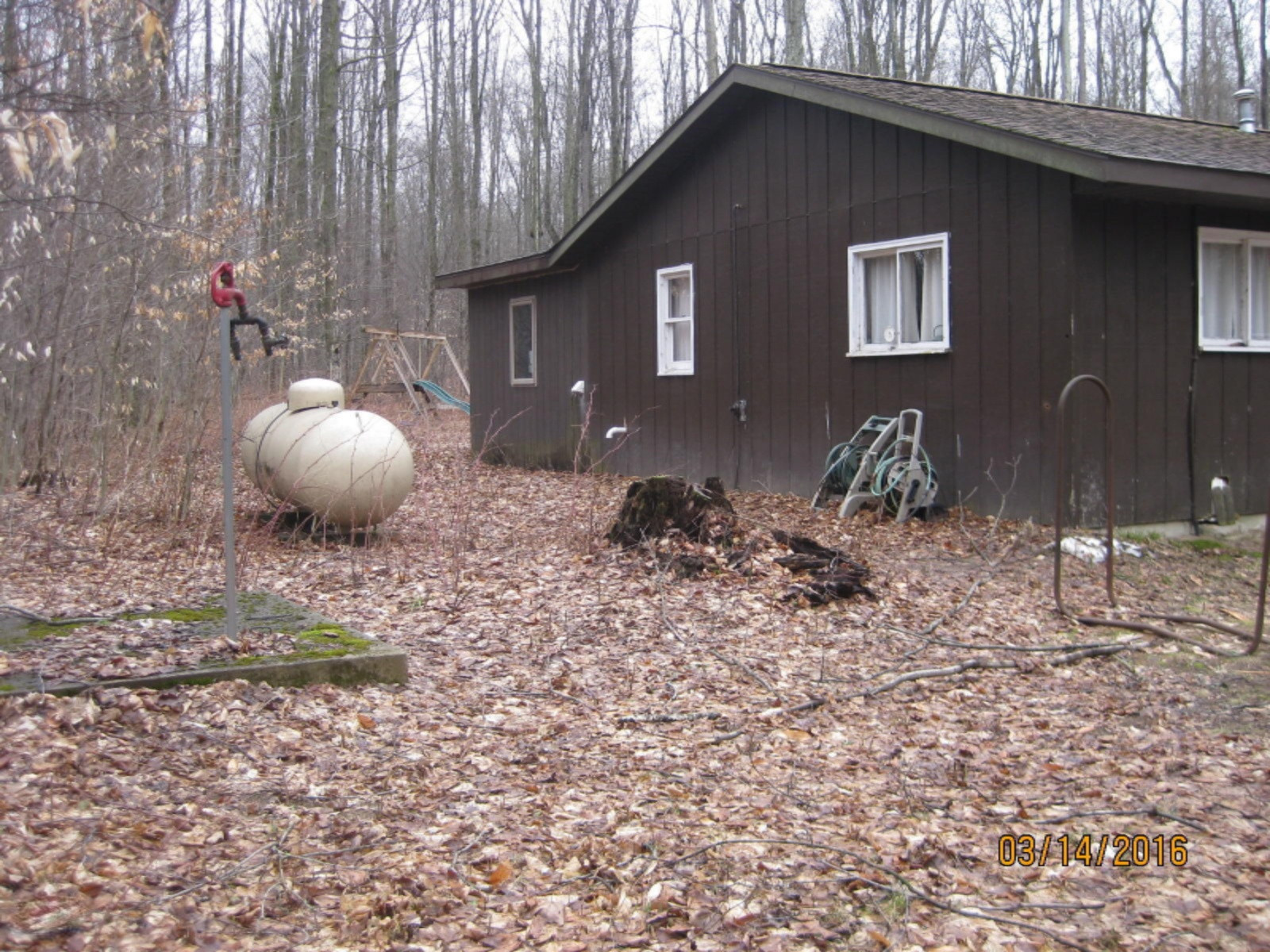 6242 North Coe Road Luther, MI 49656 - Photo 3 of 22 IMG_1712