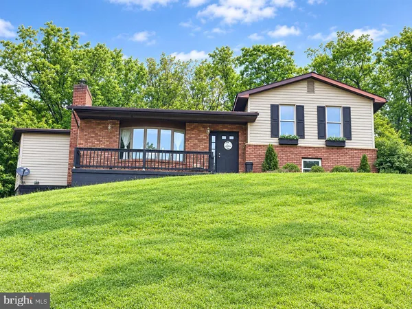 $280,000 | 238 Landis Lane, Green Spring, WV 26722