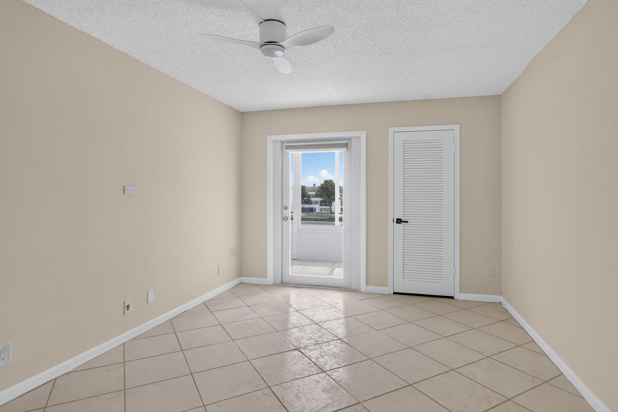 3057 Yarmouth C Boca Raton, FL 33434 - Photo 14 of 59 14-web-or-mls-DSC_5859