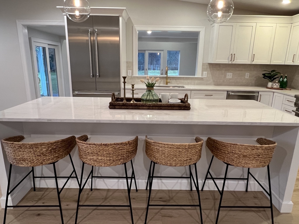 7 Richard Road Hingham, MA 02043 - Photo 2 of 25