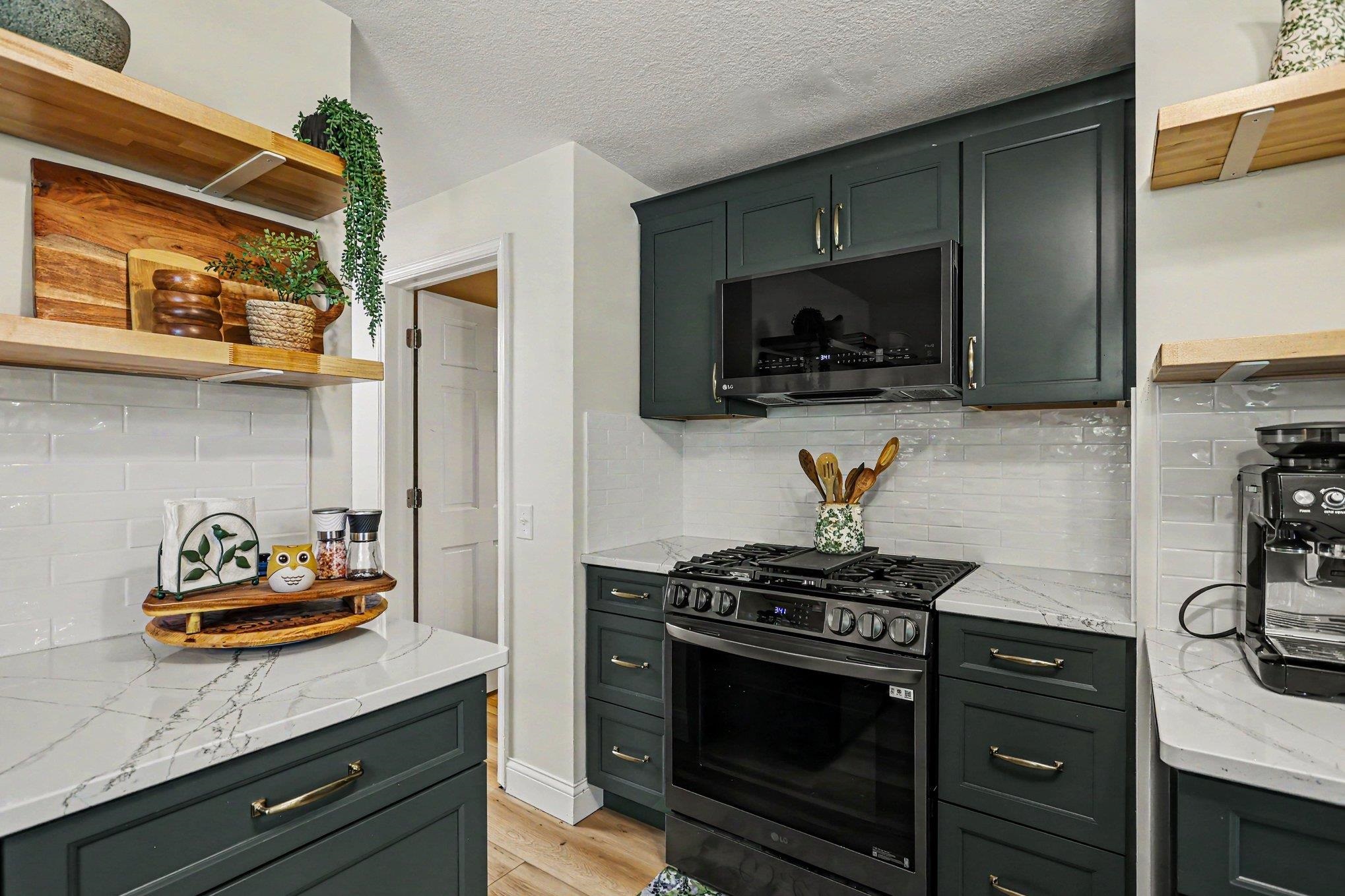 341 South Lincoln Road Mount Pleasant, MI 48858 - Photo 16 of 57