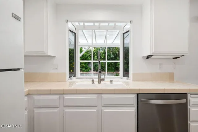 $5,000 | 4139 Lost Springs Drive, Agoura Hills, CA 91301