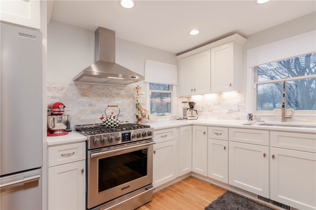 380 Ives Road Warwick, RI 02818 - Photo 12 of 47