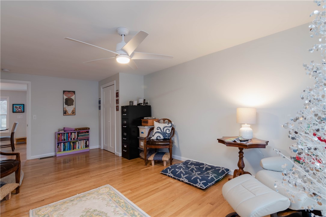 380 Ives Road Warwick, RI 02818 - Photo 26 of 47