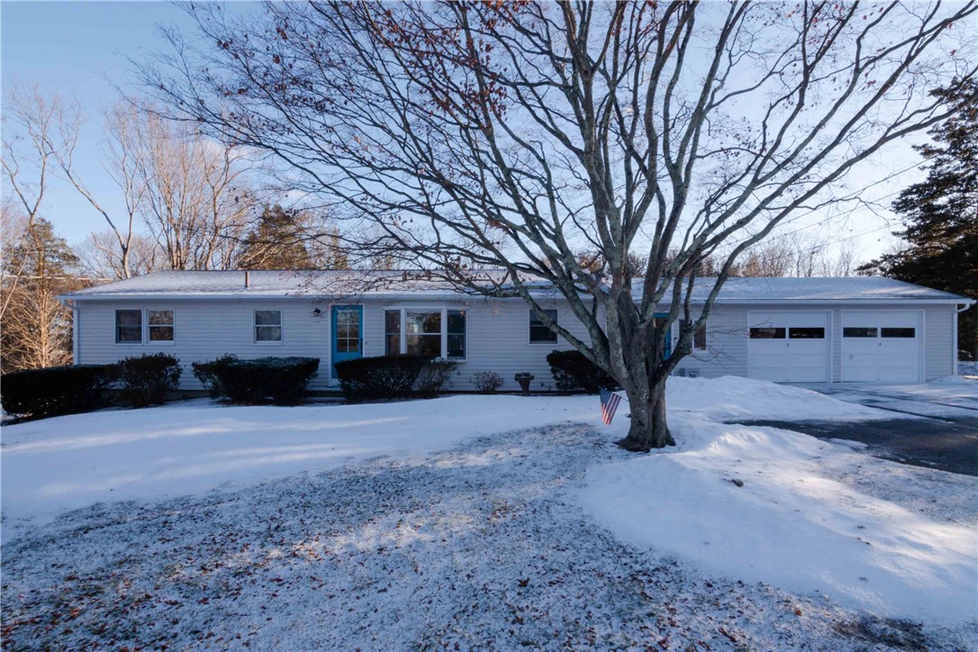380 Ives Road Warwick, RI 02818 - Photo 3 of 47