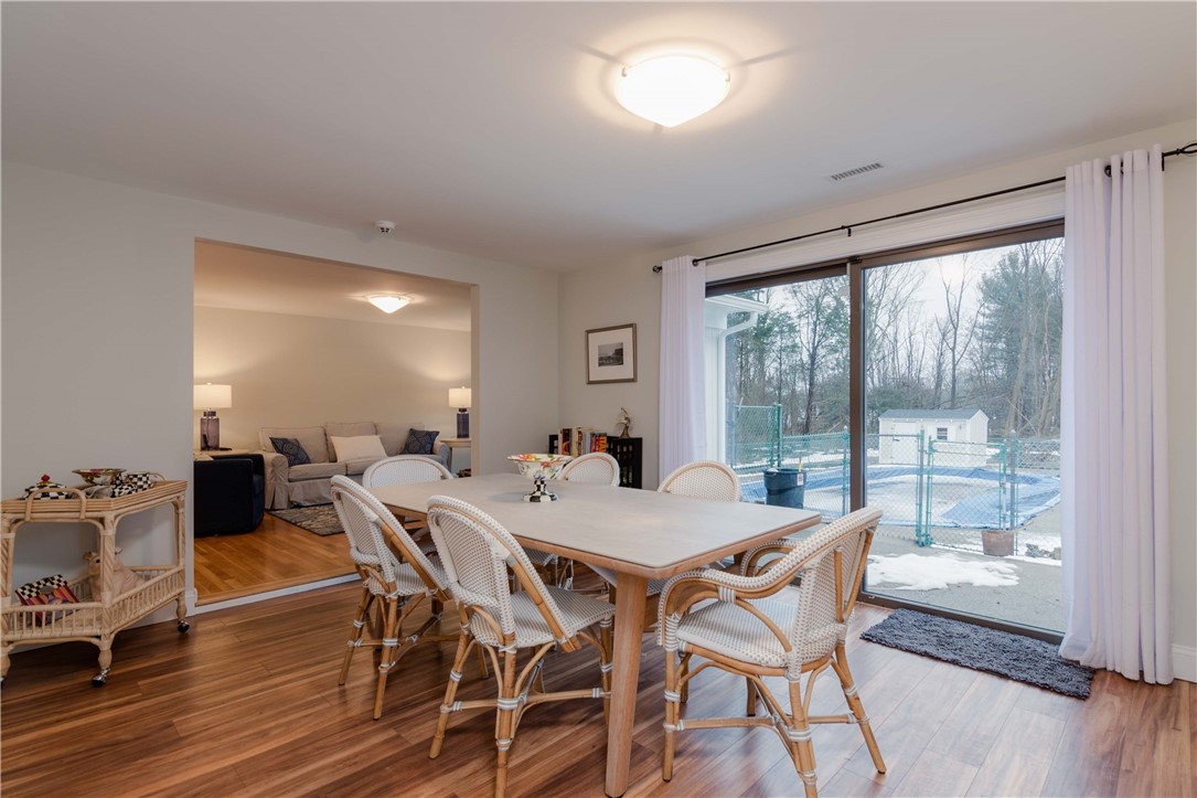 380 Ives Road Warwick, RI 02818 - Photo 6 of 47 Dining room
