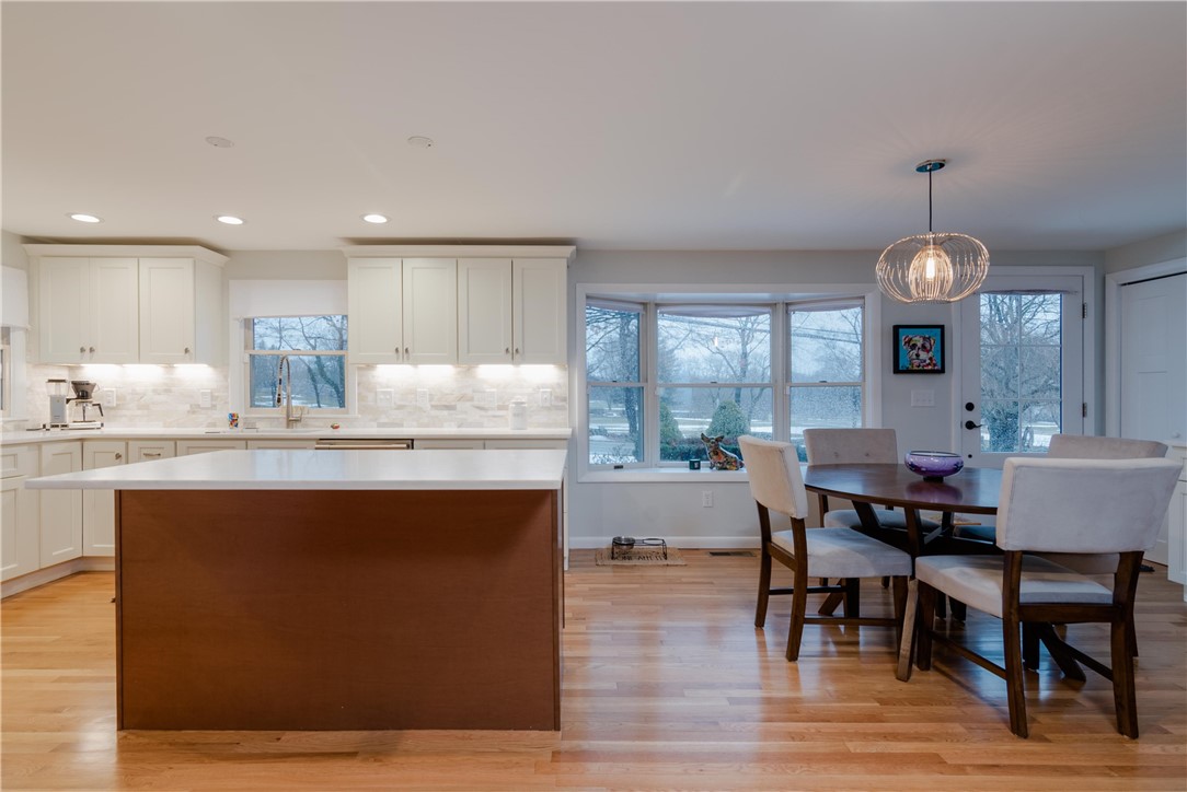 380 Ives Road Warwick, RI 02818 - Photo 9 of 47