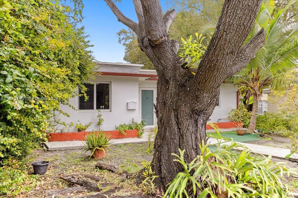 321 Southwest 19th Road Miami, FL 33129 - Photo 23 of 66