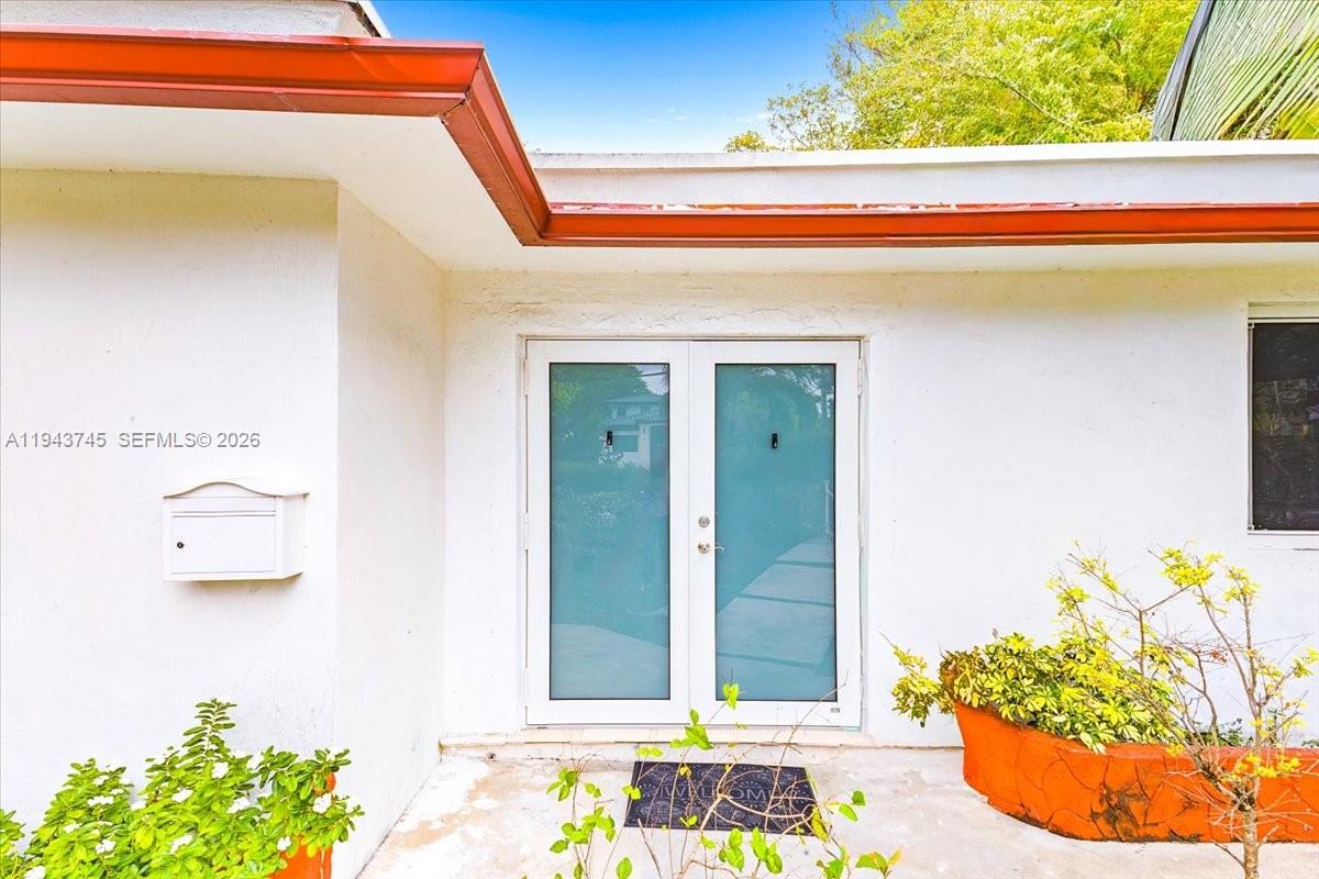 321 Southwest 19th Road Miami, FL 33129 - Photo 25 of 66