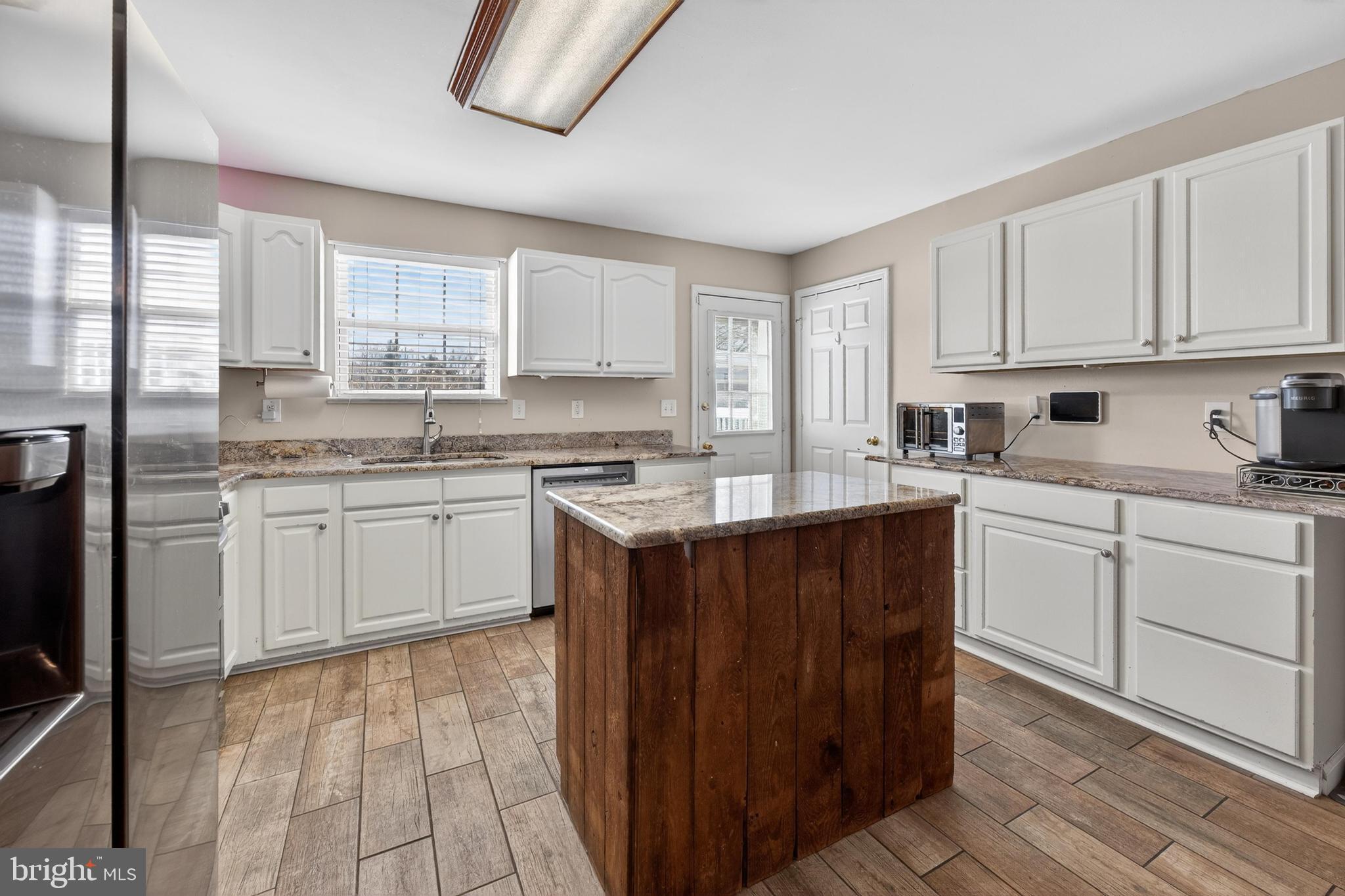 13 Powder Lane Burlington, NJ 08016 - Photo 7 of 26