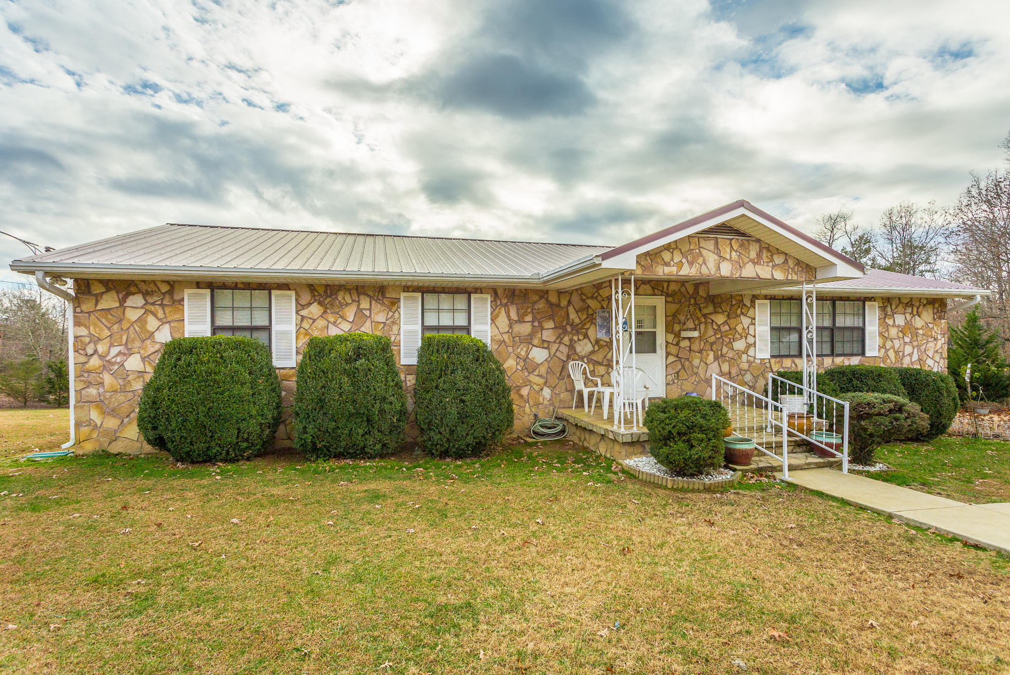 948 Vineyard Point Road Sequatchie, TN 37374 - Photo 3 of 34 948 Vineyard Point Rd. HD-9
