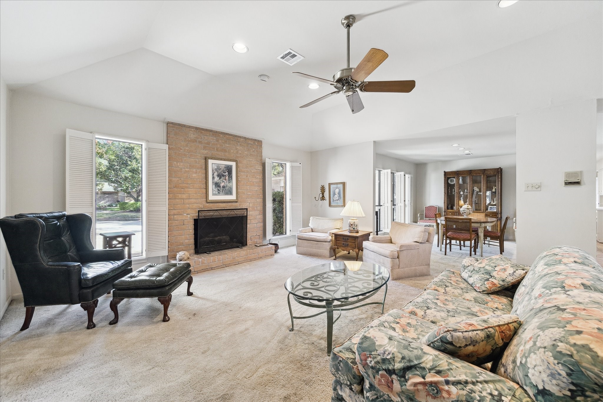 306 Commodore Way Houston, TX 77079 - Photo 8 of 33 a living room with furniture and a fireplace