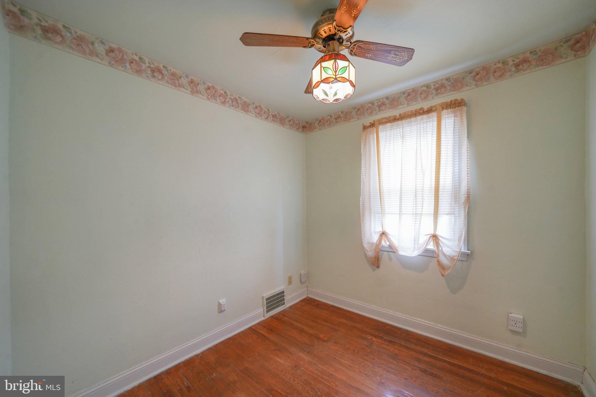 52 Gilpin Road Upper Darby, PA 19082 - Photo 11 of 20