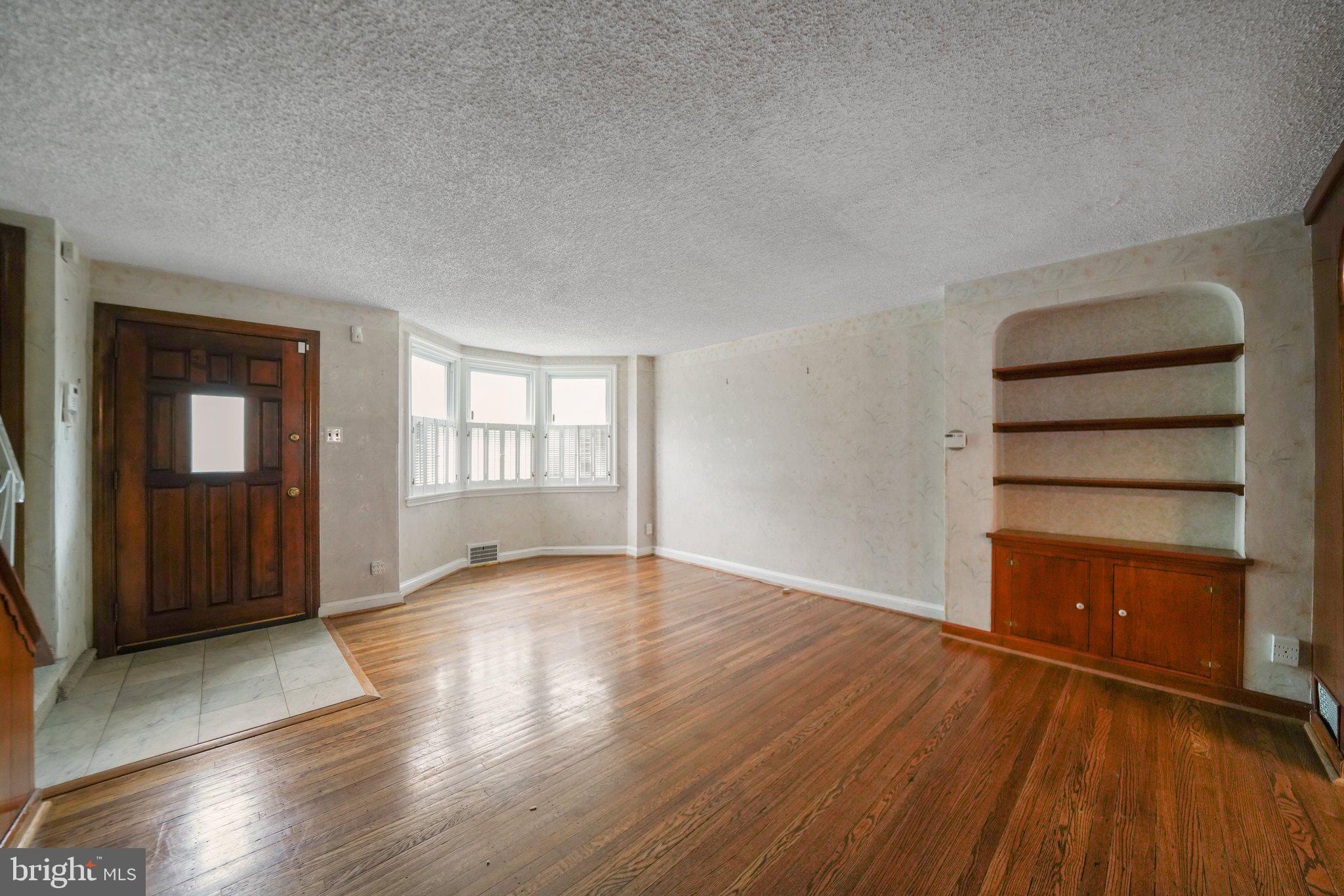 52 Gilpin Road Upper Darby, PA 19082 - Photo 4 of 20