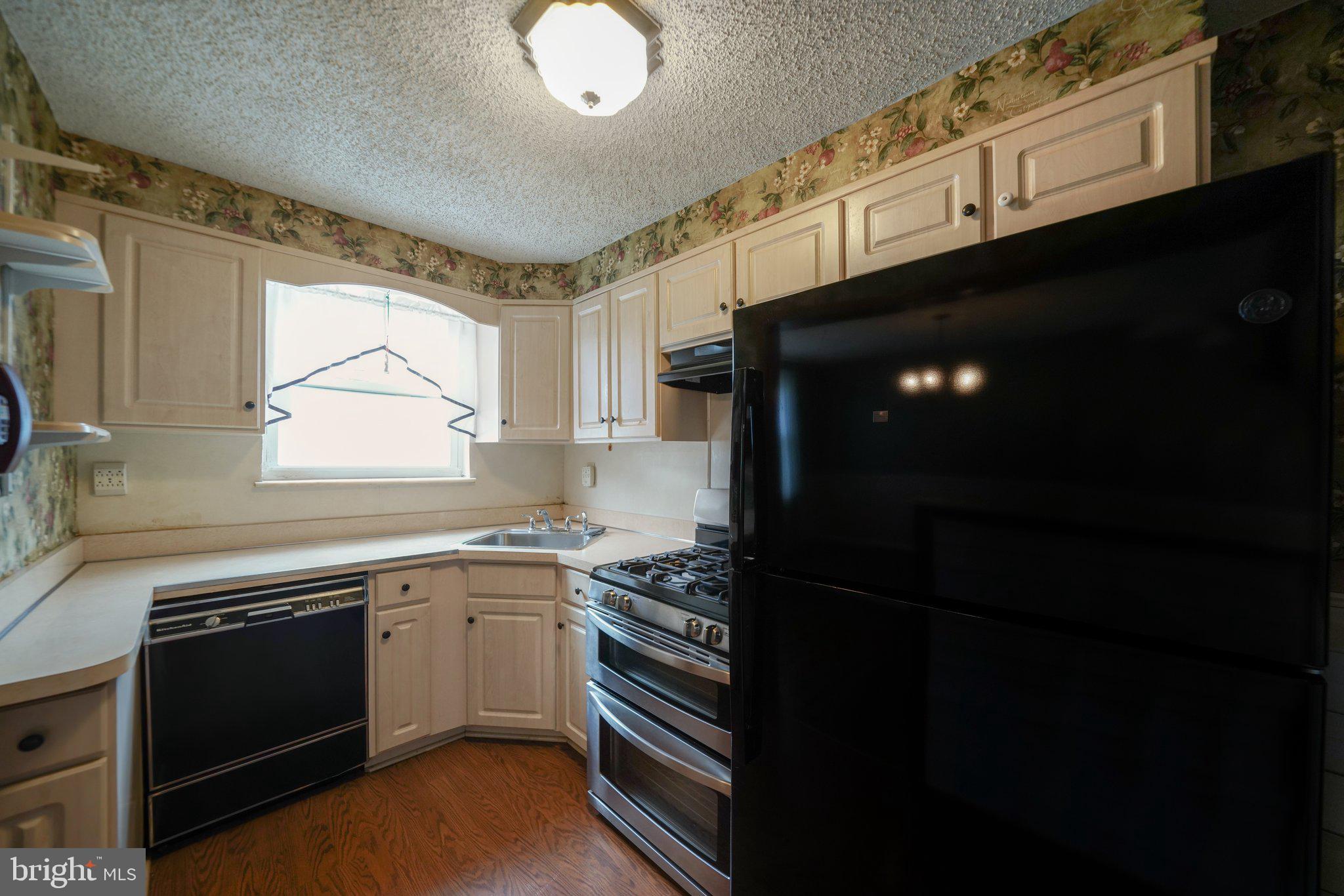 52 Gilpin Road Upper Darby, PA 19082 - Photo 9 of 20