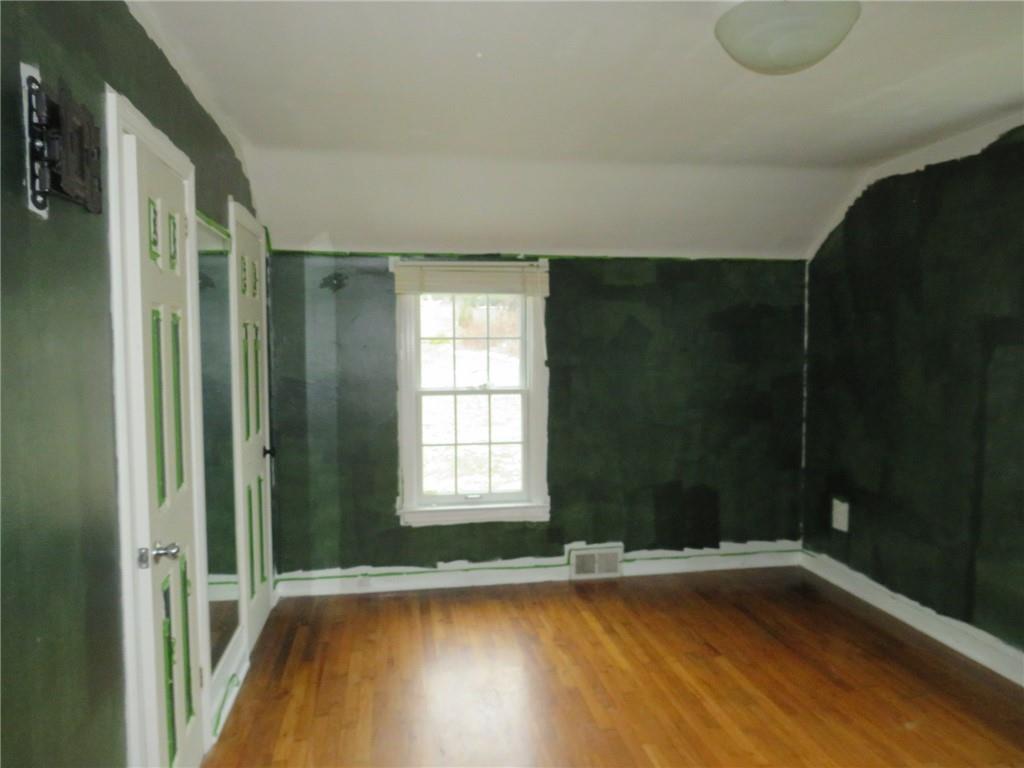 227 Drake Road Bethel Park, PA 15102 - Photo 13 of 20 Gallery Image 13