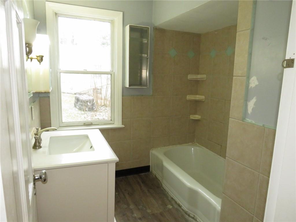 227 Drake Road Bethel Park, PA 15102 - Photo 15 of 20 Gallery Image 15