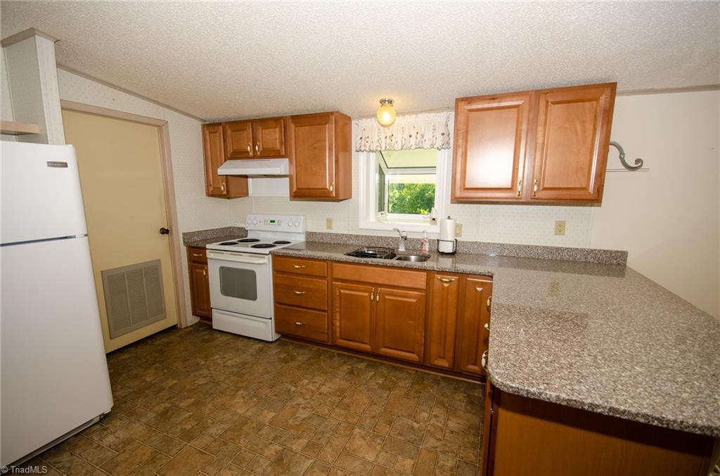 8791 Kiger Road Germanton, NC 27019 - Photo 13 of 29 Gallery Image 13