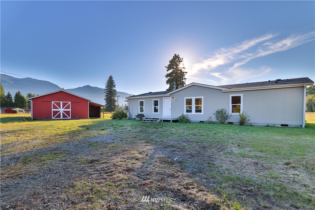 7136 Wilde Road Concrete, WA 98237 - Photo 2 of 25 Gallery Image 2