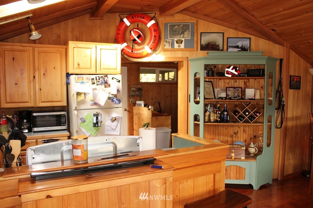 153 Hollow Road Forks, WA 98331 - Photo 12 of 25 Gallery Image 12