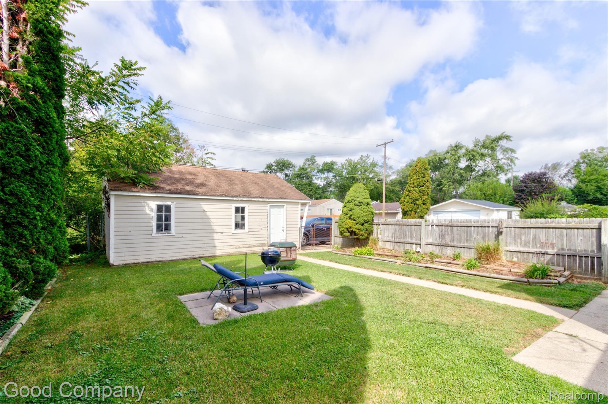 19231 Rensellor Street Livonia, MI 48152 - Photo 34 of 34 19231 Rensellor St.-34