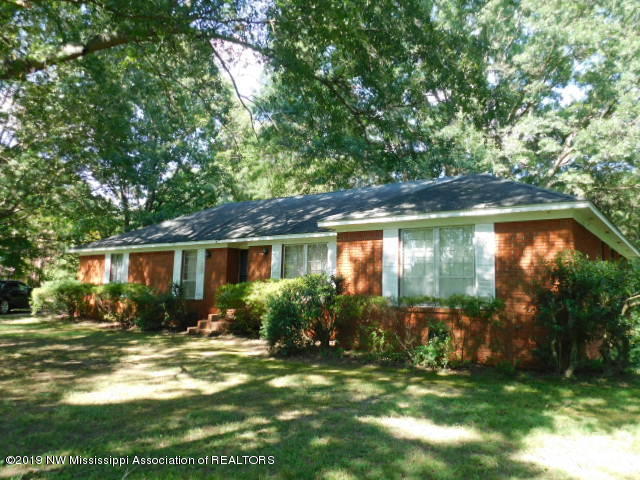4820 Fogg Road North Nesbit, MS 38651 - Photo 2 of 17 4820front3