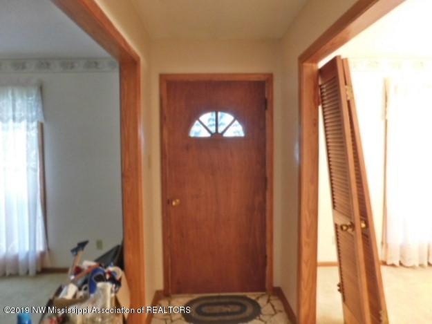 4820 Fogg Road North Nesbit, MS 38651 - Photo 4 of 17 4820Entry
