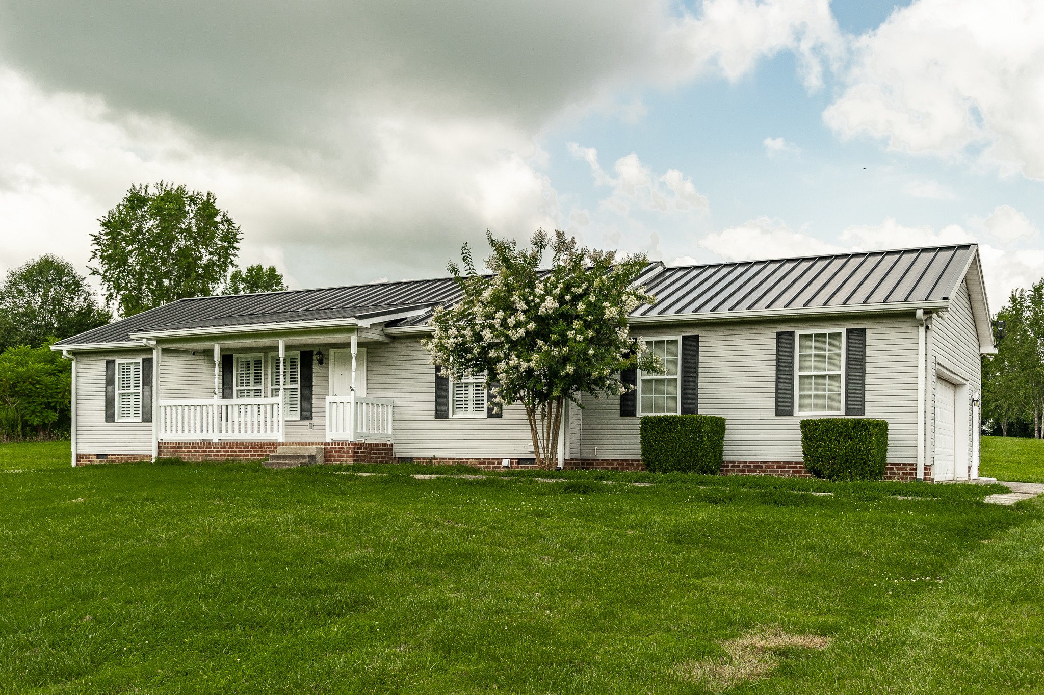 1026 Scott Road Bethpage, TN 37022 - Photo 7 of 68 Gallery Image 7