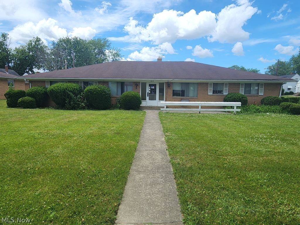 419 Center Road Bedford, OH 44146 - Photo 2 of 23