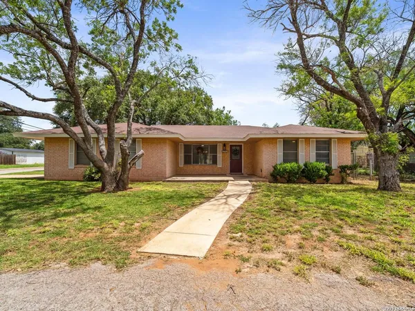 $275,000 | 1305 East Colorado Street, Pearsall, TX 78061
