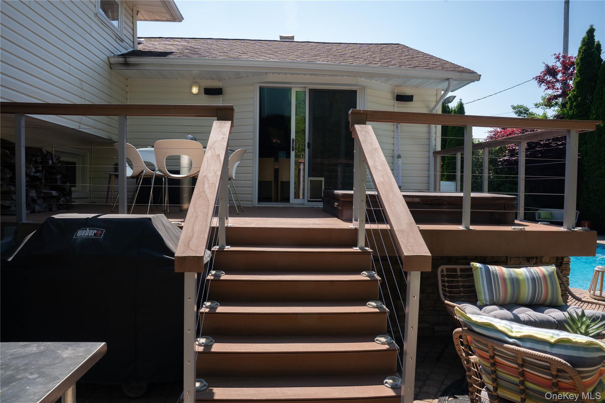 105 Lincoln Road South Plainview, NY 11803 - Photo 11 of 25